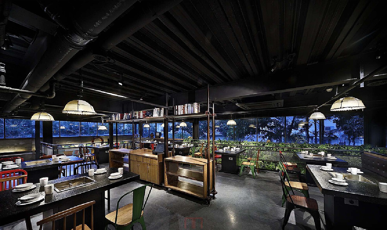 波普藝術風餐廳設計：玩味色彩，暢享潮流美食